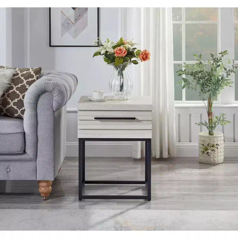 Table d'appoint contemporaine avec rangement