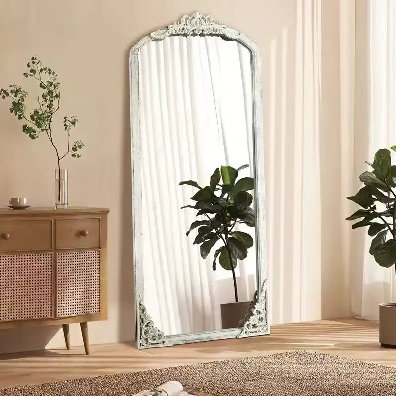 Miroir psyché sculpté en bois massif avec fleurs, droit, micro-courbé, blanc vieilli 170x70x2cm (sans support)