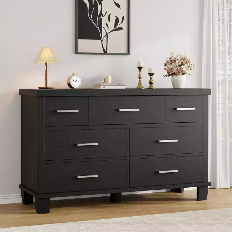 51 Inch Wide Modern Wood Dresser with 7 Drawers, Sturdy Chest of Drawers with Metal Handles for Bedroom & Living Room