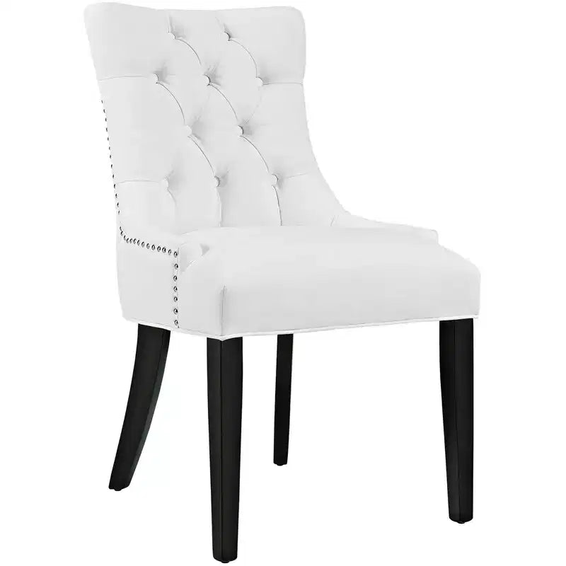 Lot de 2 chaises de salle à manger en vinyle blanc capitonné, avec clous décoratifs, rembourrées, pieds en bois