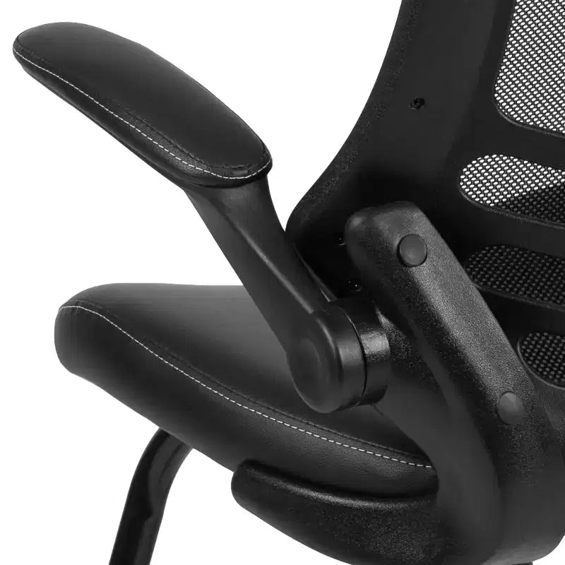 Chaise de bureau ergonomique à dossier en maille | Accoudoirs relevables, support lombaire, piètement luge