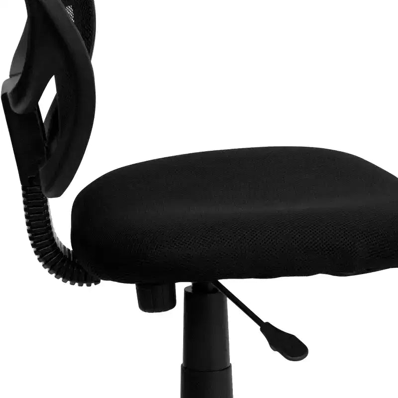 Chaise de bureau à dossier carré incurvé en maille pivotante à hauteur mi-dossier