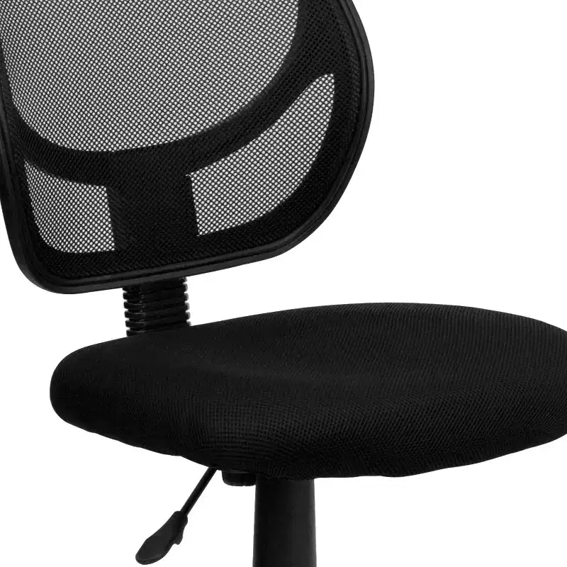 Chaise de bureau à dossier carré incurvé en maille pivotante à hauteur mi-dossier
